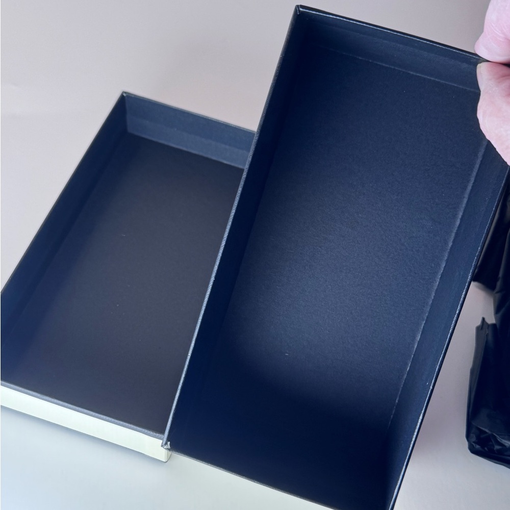 3/$15 Jo Malone London Cream and Black Box 7x4x3 - Picture 5 of 10